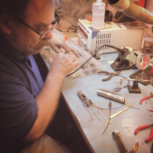 building a voltage stabilizer for my hub dynamo with the kind help of Mr Alvin at the Labitat hackerspace in Copenhagen ( August '17 )