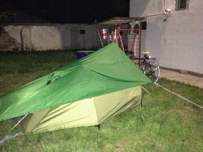“backyard camping” behind a gas station (Romania, April '17)