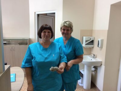 Vitalija and Vilija, posing with the Mad Ambassador Catalin Potemkin (Vilkaviskis, Lithuania, June 15th, '17)