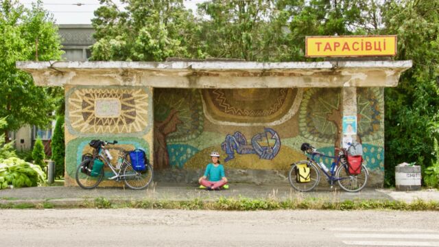 Nastia thought that the photos would still look boring without her, even though the mosaics are all different (Tarasivtsi/Tărăsăuți)