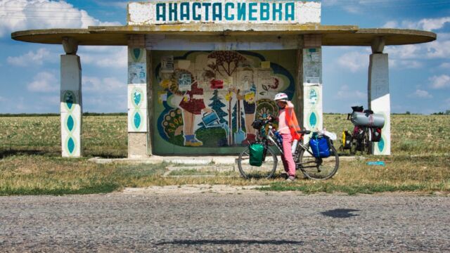 this, however, is most certainly what is left of another Soviet bus stop mosaic (Velyka Mikhailivka District, Odesa Region, Ukraine, Summer '19)
